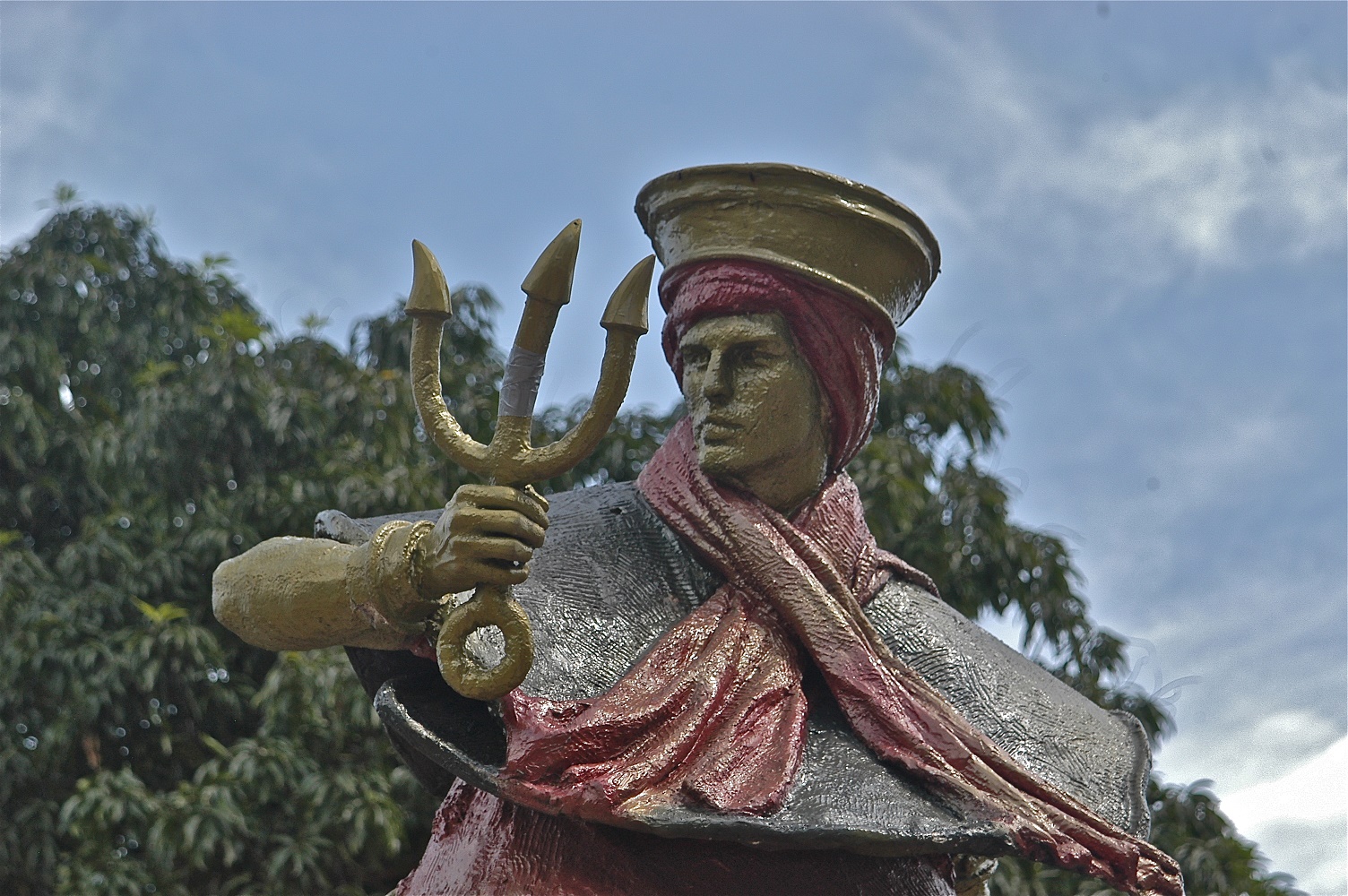 Escultura_de_Exu_na_Praça_dos_Orixás02